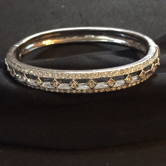 Crystal Bracelet - Picture 1 of 2